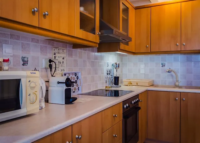 Dionos With Jacuzzi *