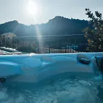Dionos With Jacuzzi