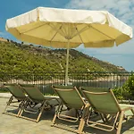 Dionos With Jacuzzi * Asos