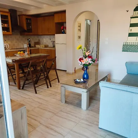 Holiday home Dionos With Jacuzzi